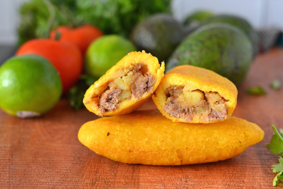Read more about the article COLOMBIAN EMPANADAS RECIPE